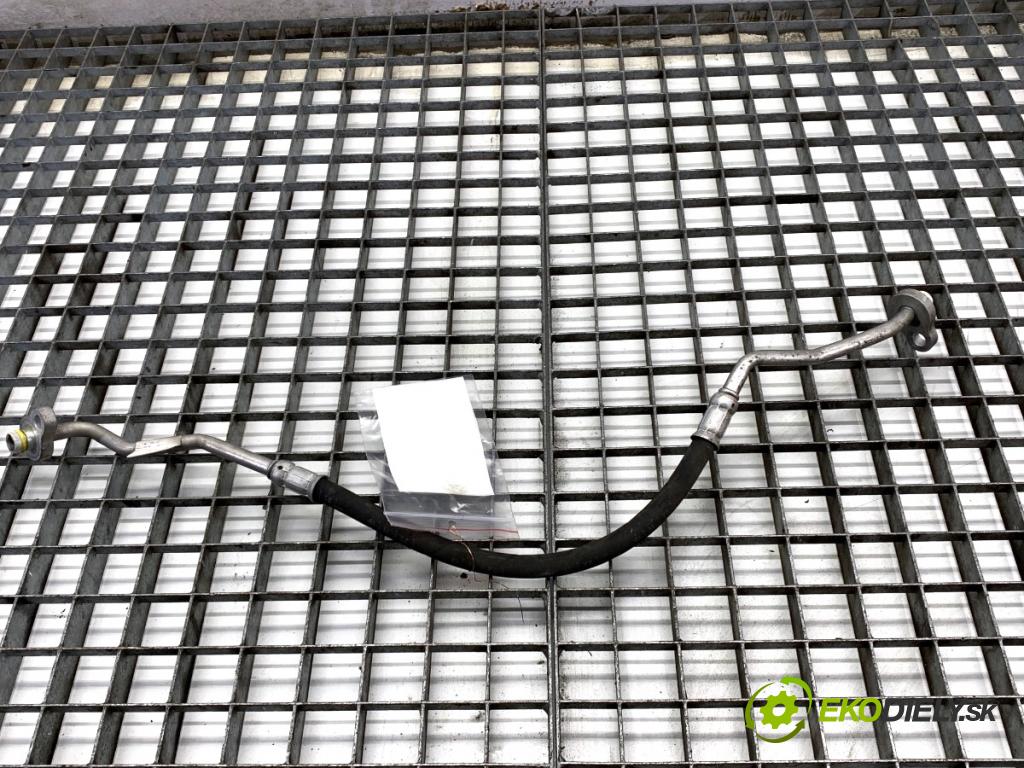 VOLVO XC60 II SUV 2020 173 kW B5 Mild-Hybrid AWD 1969 rúrka klimatizácie 32226282 (Rúrka klimatizácie)