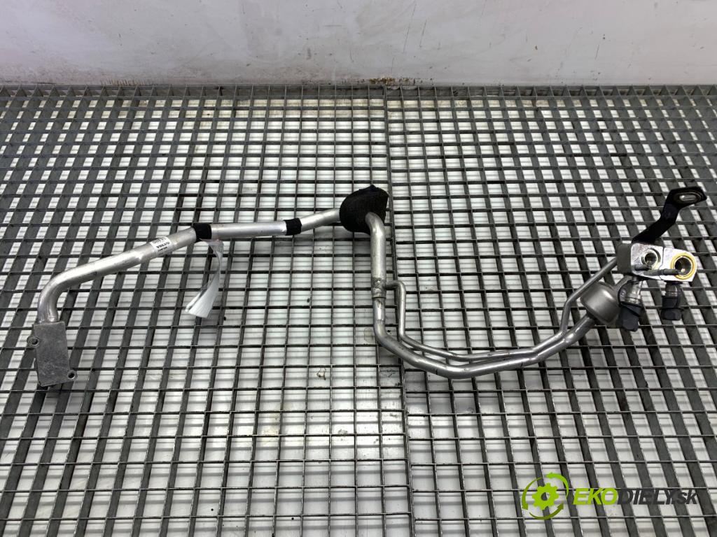 VOLVO XC60 II SUV 2020 173 kW B5 Mild-Hybrid AWD 1969 rúrka klimatizace 32260834 (Trubka klimatizace)