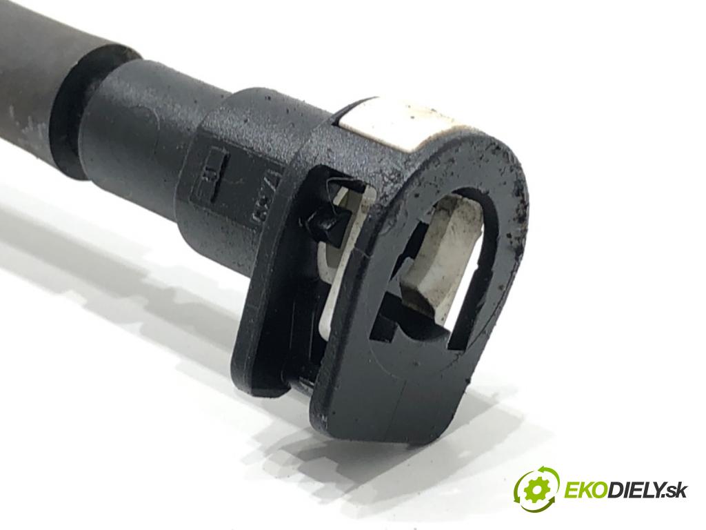 VOLVO XC60 II SUV 2020 173 kW B5 Mild-Hybrid AWD 1969 Rúrka PALIVO: 31432271