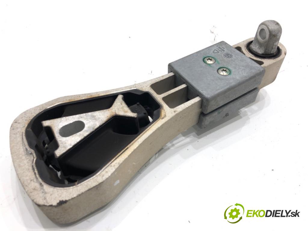 VOLVO XC60 II SUV 2020 173 kW B5 Mild-Hybrid AWD 1969 AirBag Motor ľavy