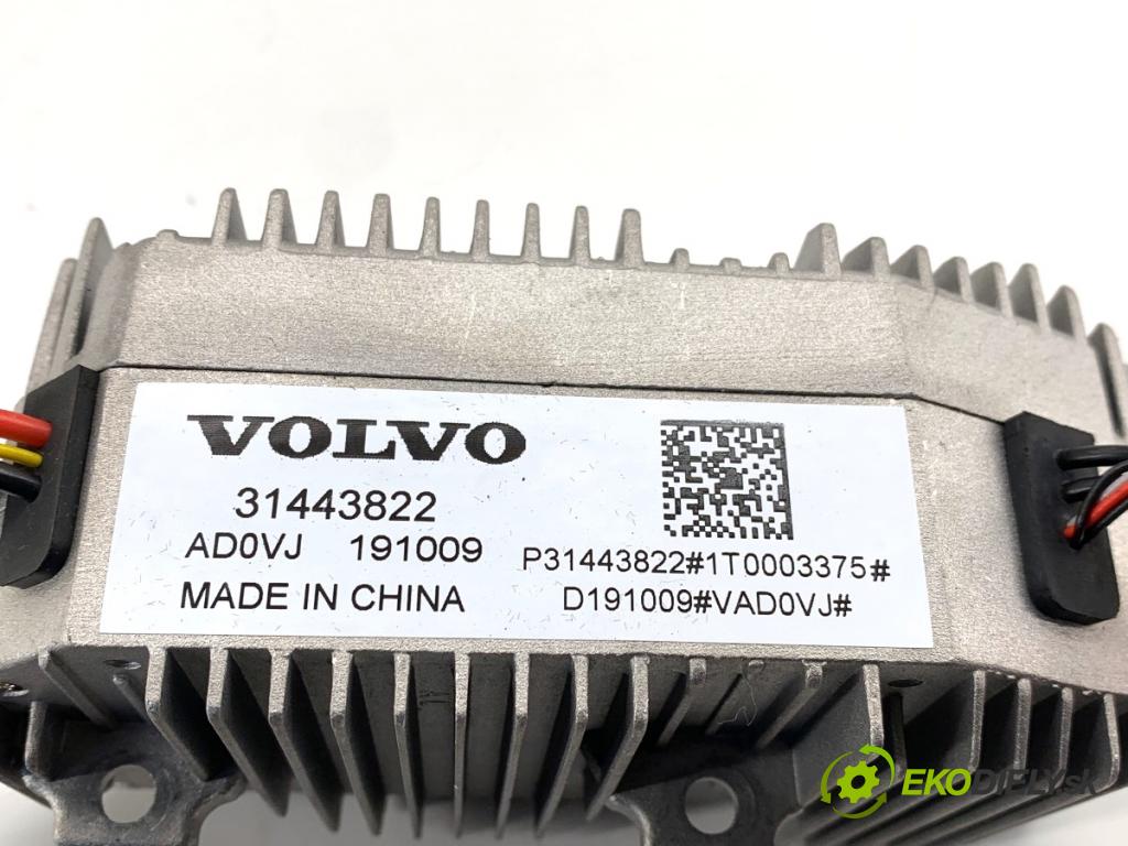 VOLVO XC60 II SUV 2020 173 kW B5 Mild-Hybrid AWD 1969 měnič modul NAPĚTÍ: 31443822