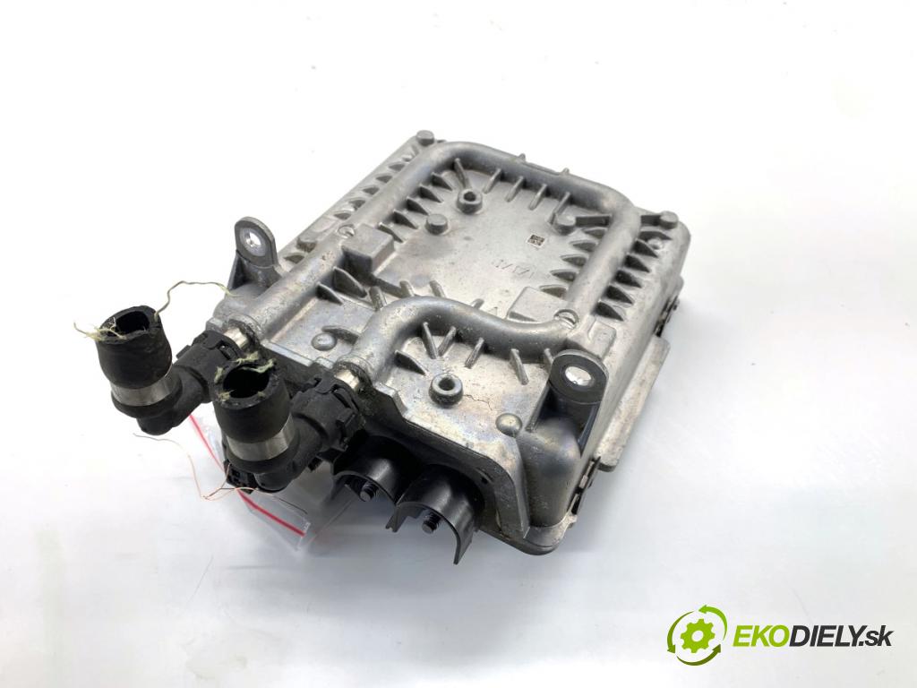 VOLVO XC60 II SUV 2020 173 kW B5 Mild-Hybrid AWD 1969 měnič 32300686