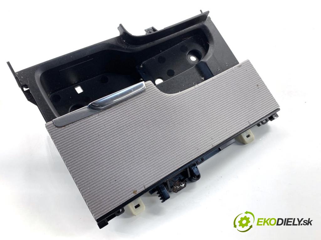 VOLVO XC60 II SUV 2020 173 kW B5 Mild-Hybrid AWD 1969 Popolník 31694582