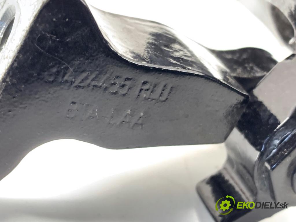 VOLVO XC60 II SUV 2020 173 kW B5 Mild-Hybrid AWD 1969 závesky Dvere zad ľave