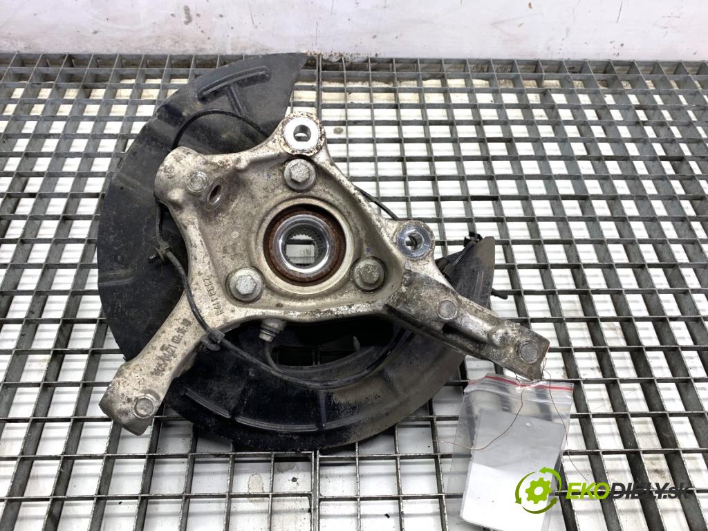 OPEL INSIGNIA B Kombi 2021 128 kW 2.0 CDTi (35) 1995 náboj pravy predný