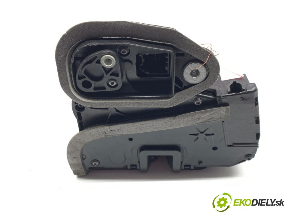 OPEL INSIGNIA B Kombi 2021 128 kW 2.0 CDTi (35) 1995 zámok Dvere ľavy predný 13533596