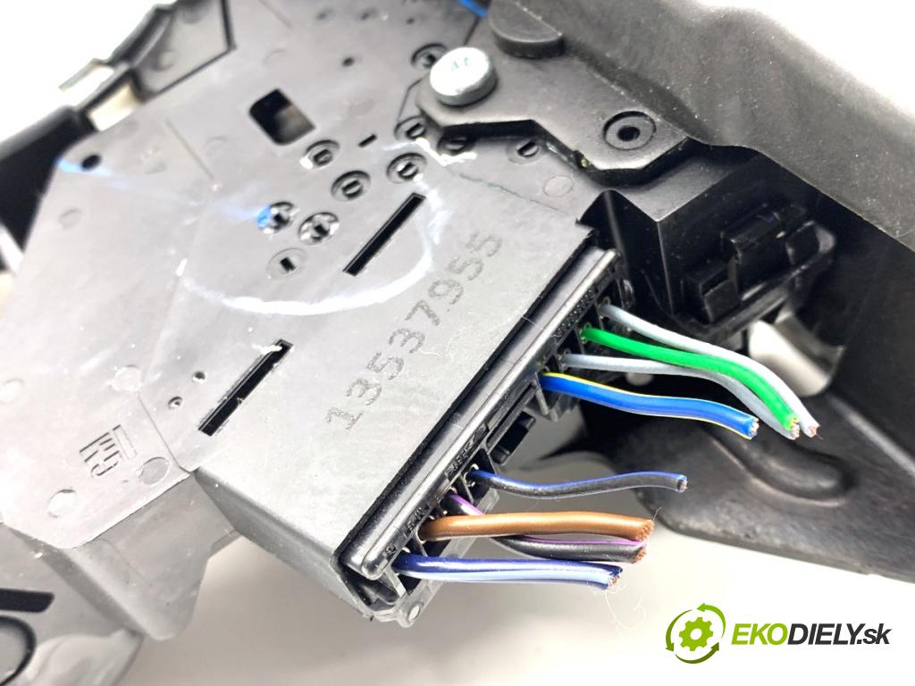 OPEL INSIGNIA B Kombi 2021 128 kW 2.0 CDTi (35) 1995 zámok dveří zadní část 13537955