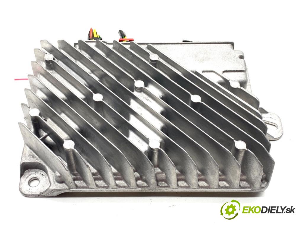 OPEL INSIGNIA B Kombi 2021 128 kW 2.0 CDTi (35) 1995 Zosilňovač 39227411 (Zosilňovač)