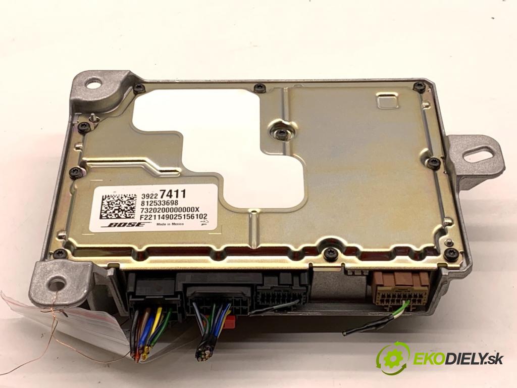 OPEL INSIGNIA B Kombi 2021 128 kW 2.0 CDTi (35) 1995 Zosilňovač 39227411 (Zosilňovač)