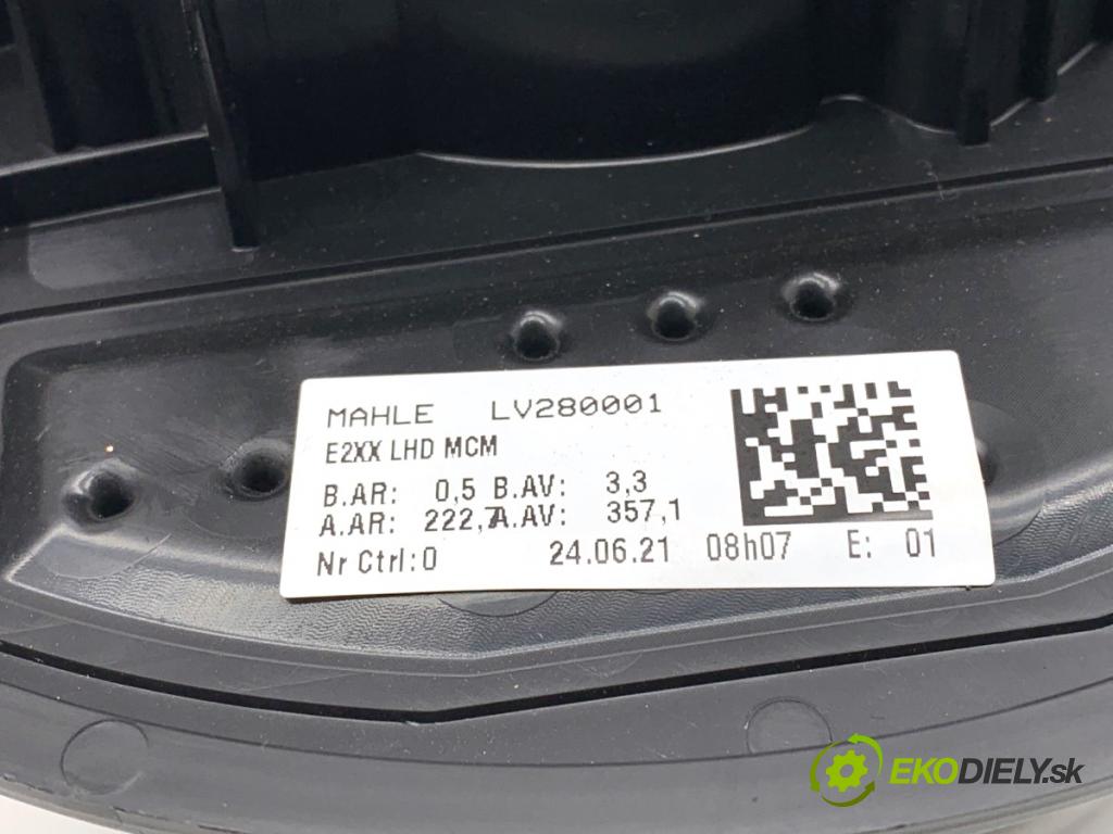 OPEL INSIGNIA B Kombi 2021 128 kW 2.0 CDTi (35) 1995 topení LV280001
