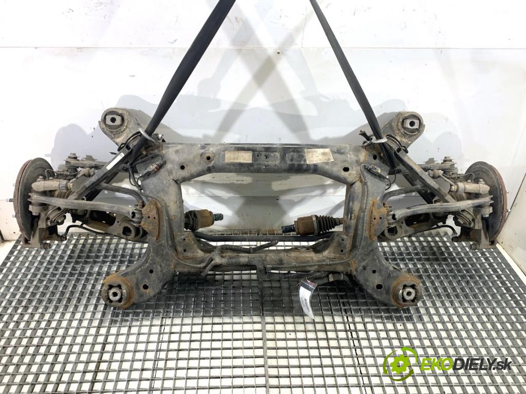 OPEL INSIGNIA B Kombi 2021 128 kW 2.0 CDTi (35) 1995 Výstuha zad 