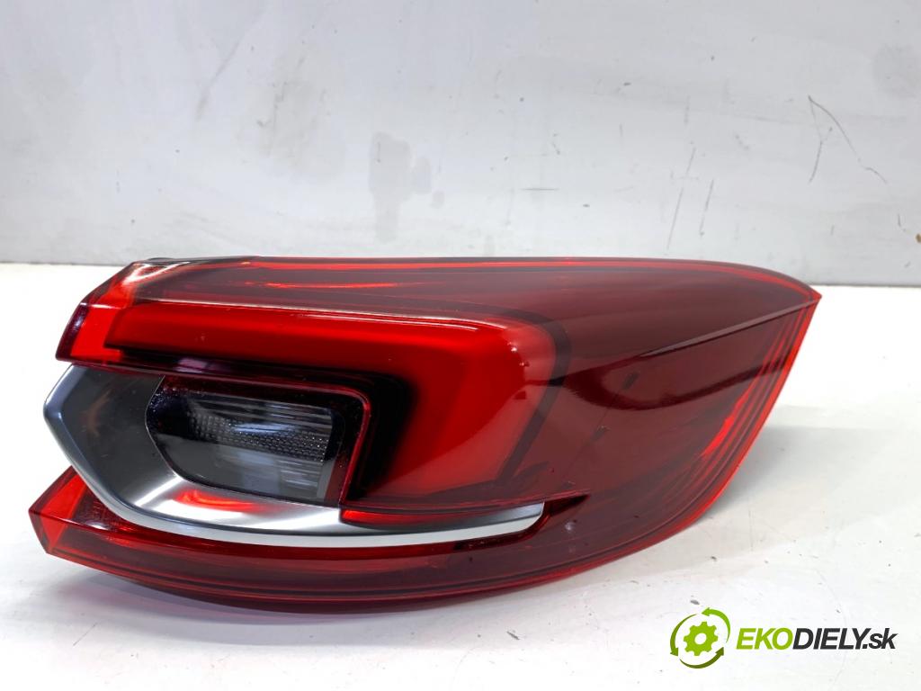 OPEL INSIGNIA B Kombi 2021 128 kW 2.0 CDTi (35) 1995 Svetlo pravy zad 