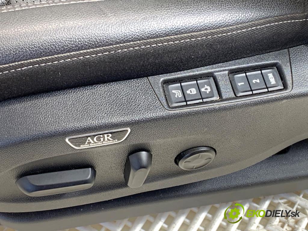OPEL INSIGNIA B Kombi 2021 128 kW 2.0 CDTi (35) 1995 Sedadlo ľavy predný