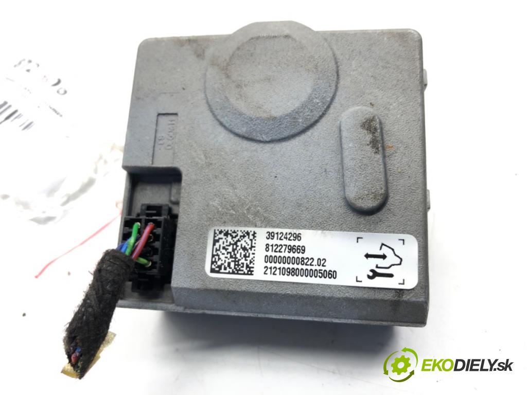 OPEL INSIGNIA B Kombi 2021 128 kW 2.0 CDTi (35) 1995 blokáda volantu 39124296 (Řízení ostatní)