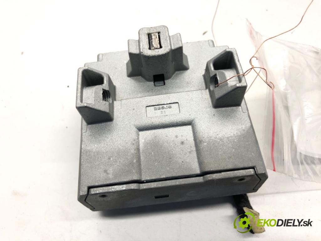 OPEL INSIGNIA B Kombi 2021 128 kW 2.0 CDTi (35) 1995 blokáda volantu 39124296 (Riadenie ostatné)