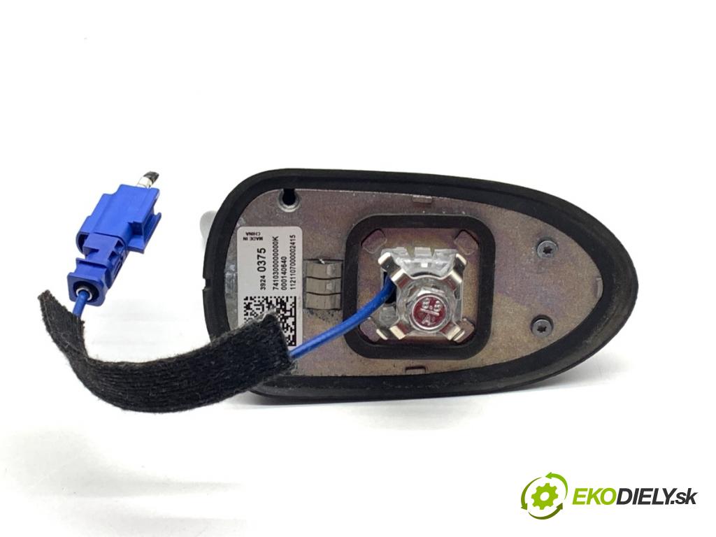 OPEL INSIGNIA B Kombi 2021 128 kW 2.0 CDTi (35) 1995 ANTENA 39240375