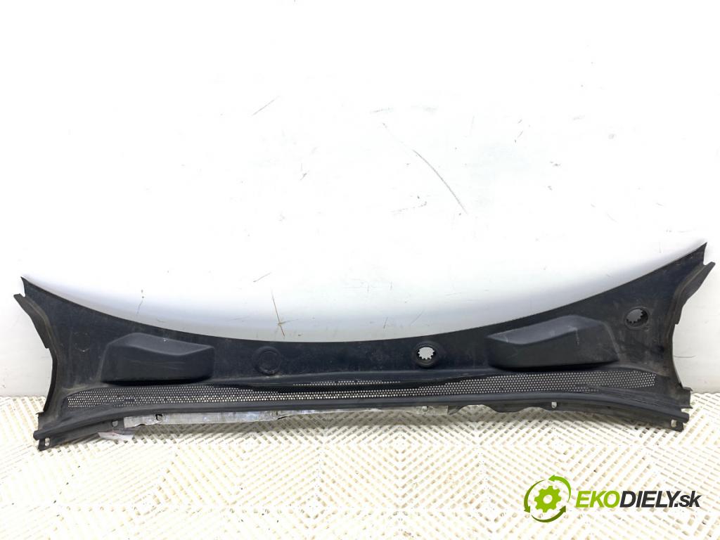 OPEL INSIGNIA B Kombi 2021 128 kW 2.0 CDTi (35) 1995 Torpédo, plast pod čelné okno 39220123 (Torpédo (plast pod čelným sklom))