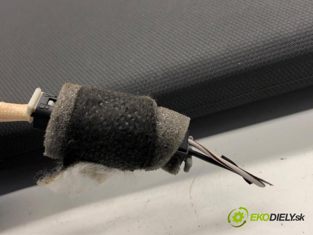 OPEL INSIGNIA B Kombi 2021 128 kW 2.0 CDTi (35) 1995 Clona slnečná ľavy