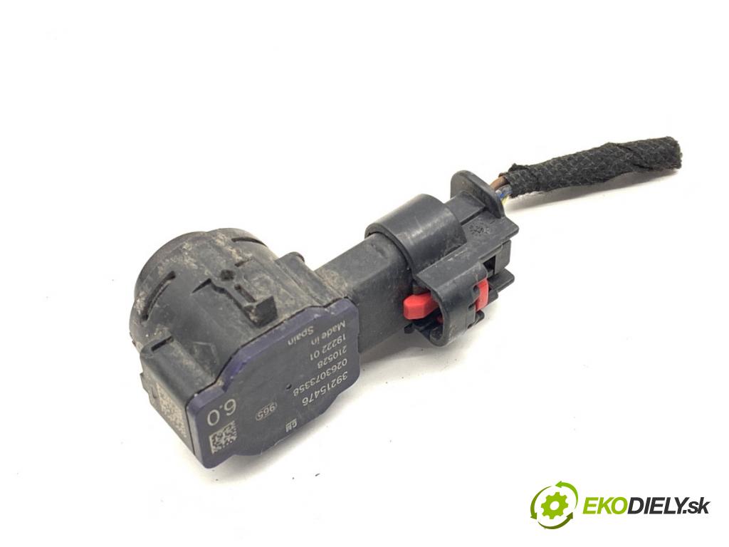 OPEL INSIGNIA B Kombi 2021 128 kW 2.0 CDTi (35) 1995 Snímač PDC 39215476