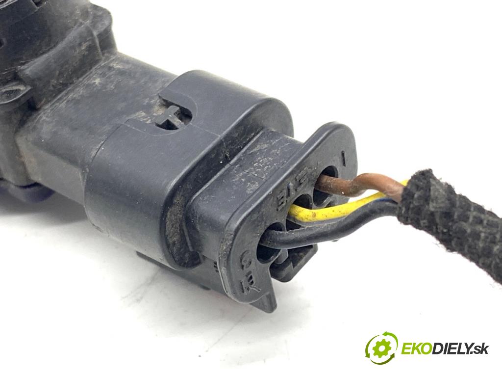 OPEL INSIGNIA B Kombi 2021 128 kW 2.0 CDTi (35) 1995 Snímač PDC 39215476