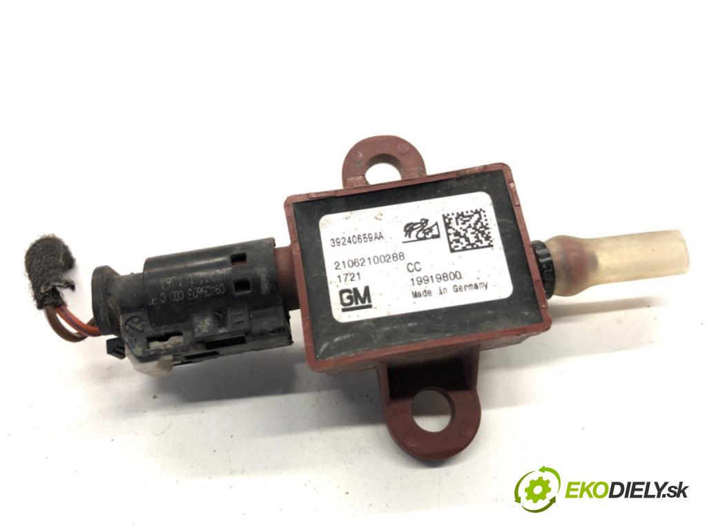 OPEL INSIGNIA B Kombi 2021 128 kW 2.0 CDTi (35) 1995 snímač OCHRANA Chodci 39240659AA