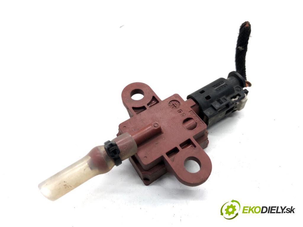 OPEL INSIGNIA B Kombi 2021 128 kW 2.0 CDTi (35) 1995 Snímač OCHRANA: 39240659AA