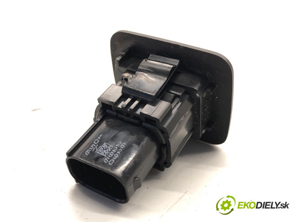 OPEL INSIGNIA B Kombi 2021 128 kW 2.0 CDTi (35) 1995 Prepínač otvárania dverí 26229960 (Prepínacie páčky pod volantom)