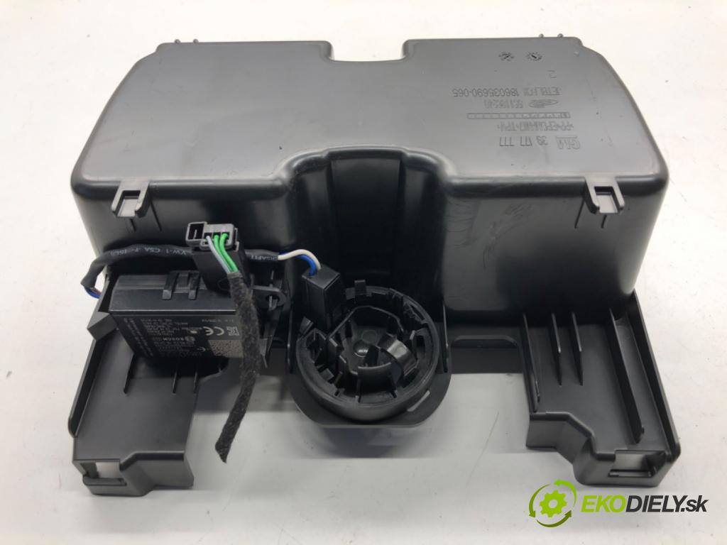 OPEL INSIGNIA B Kombi 2021 128 kW 2.0 CDTi (35) 1995 držák na nápoje 39177777 (Držák nápojů)