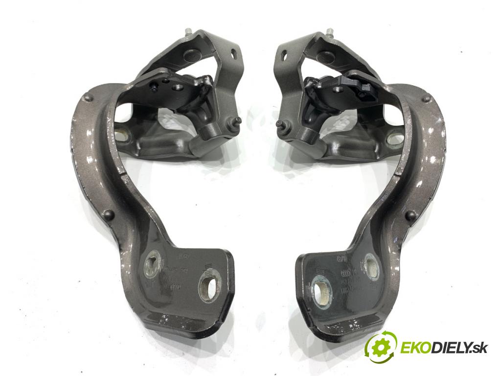 AUDI A6 C7 Kombi 2012 120 kW 2.0 TDI 1968 závesky dverí zad 4G9827300