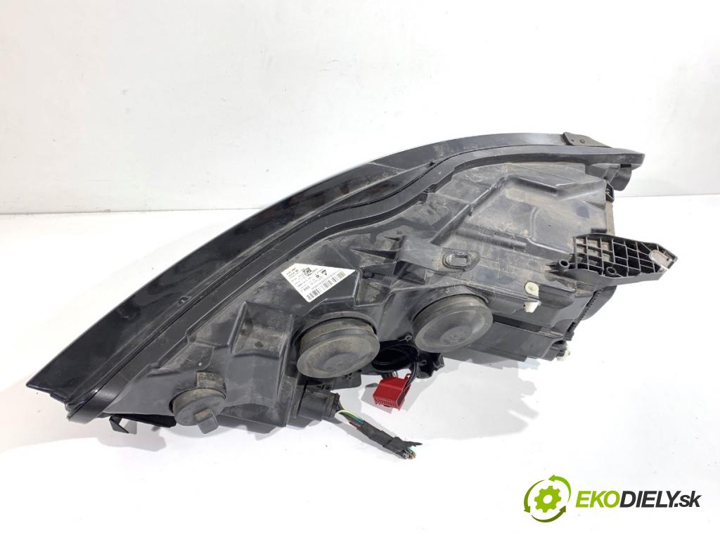 AUDI A6 C7 Kombi 2012 120 kW 2.0 TDI 1968 Svetlomet pravy predný LED 4G0941044J