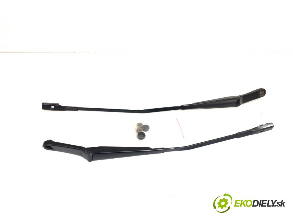 AUDI A6 C7 Kombi 2012 120 kW 2.0 TDI 1968 Rameno stierače predný 4G1955407B 4G1955408B