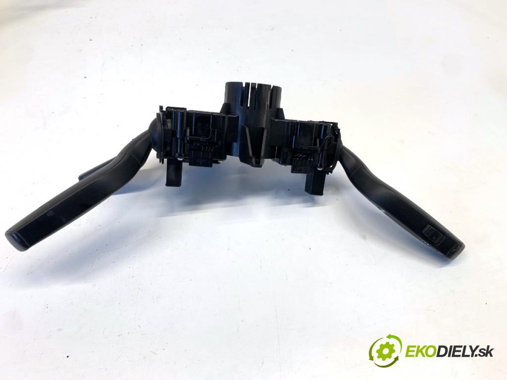 AUDI A6 C7 Kombi 2012 120 kW 2.0 TDI 1968 přepínač kombinovaný 4G0953502D (Páčky pod volantem)