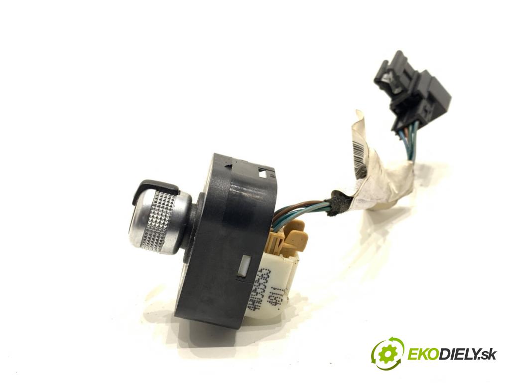 AUDI A6 C7 Kombi 2012 120 kW 2.0 TDI 1968 Prepínač nastavenia spätných zrkadiel 4H0959565 4G0971765 (Prepínacie páčky pod volantom)