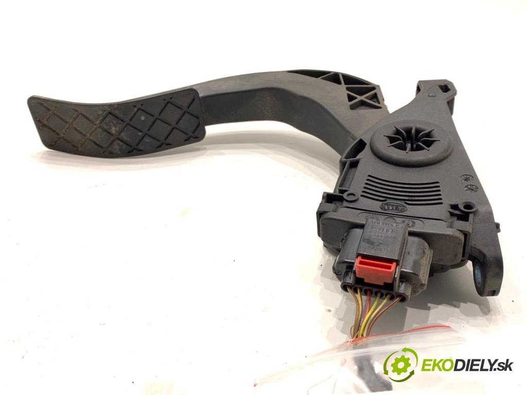 AUDI A6 C7 Kombi 2012 120 kW 2.0 TDI 1968 Potenciometer plynu 8K1723523A (Potenciometer plynového pedálu)