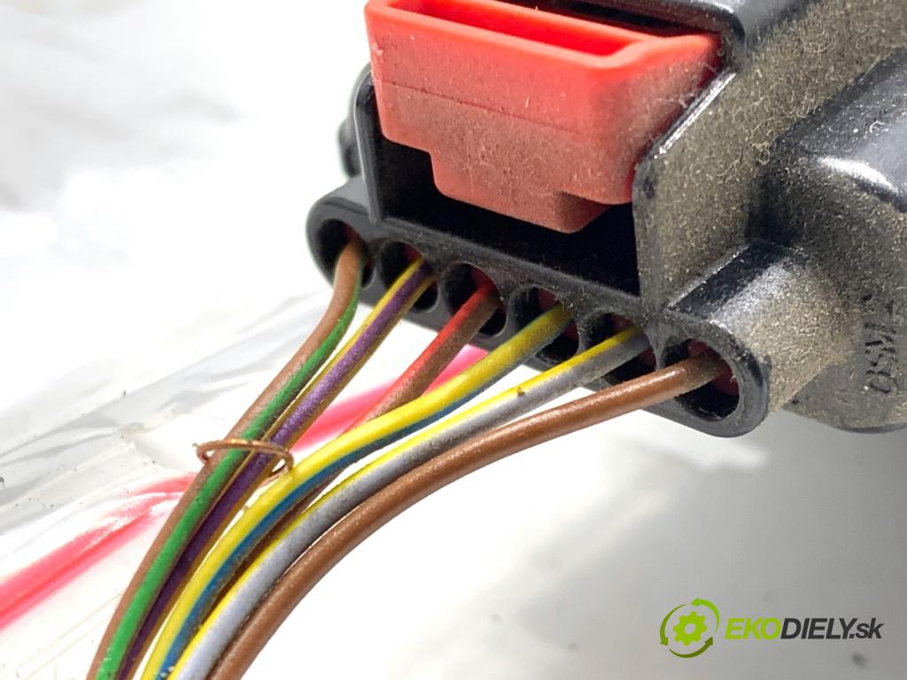 AUDI A6 C7 Kombi 2012 120 kW 2.0 TDI 1968 Potenciometer plynu 8K1723523A (Potenciometer plynového pedálu)