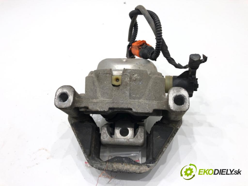 AUDI A6 C7 Kombi 2012 120 kW 2.0 TDI 1968 AirBag Motor pravy 