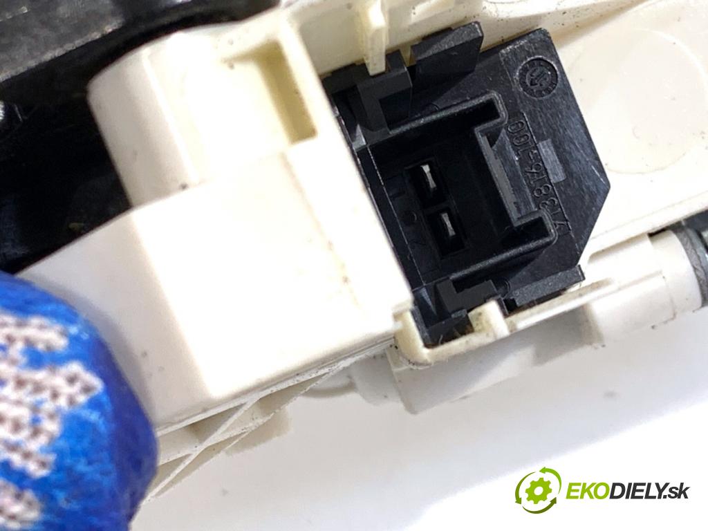 AUDI A6 C7 Kombi 2012 120 kW 2.0 TDI 1968 mechanismus okna levý přední část 4G0837461