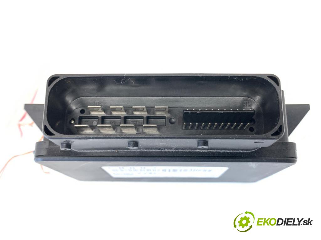 AUDI A6 C7 Kombi 2012 120 kW 2.0 TDI 1968 Modul brzdy ručnej brzdy 4H0907801E