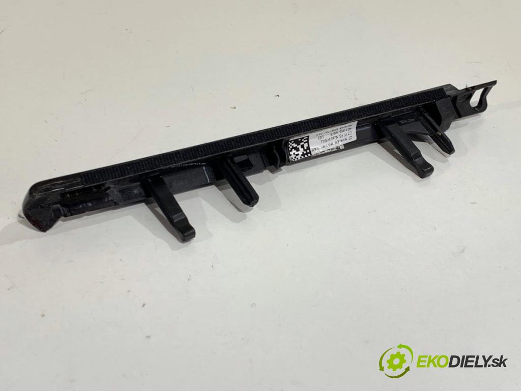 AUDI A6 C7 Kombi 2012 120 kW 2.0 TDI 1968 lišty kryt 4G1853190 4G1853189B (Lišta)