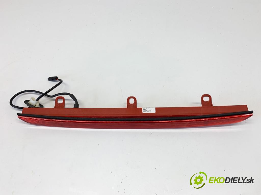 AUDI A6 C7 Kombi 2012 120 kW 2.0 TDI 1968 Svetlo brzdových svetiel 4G9945097