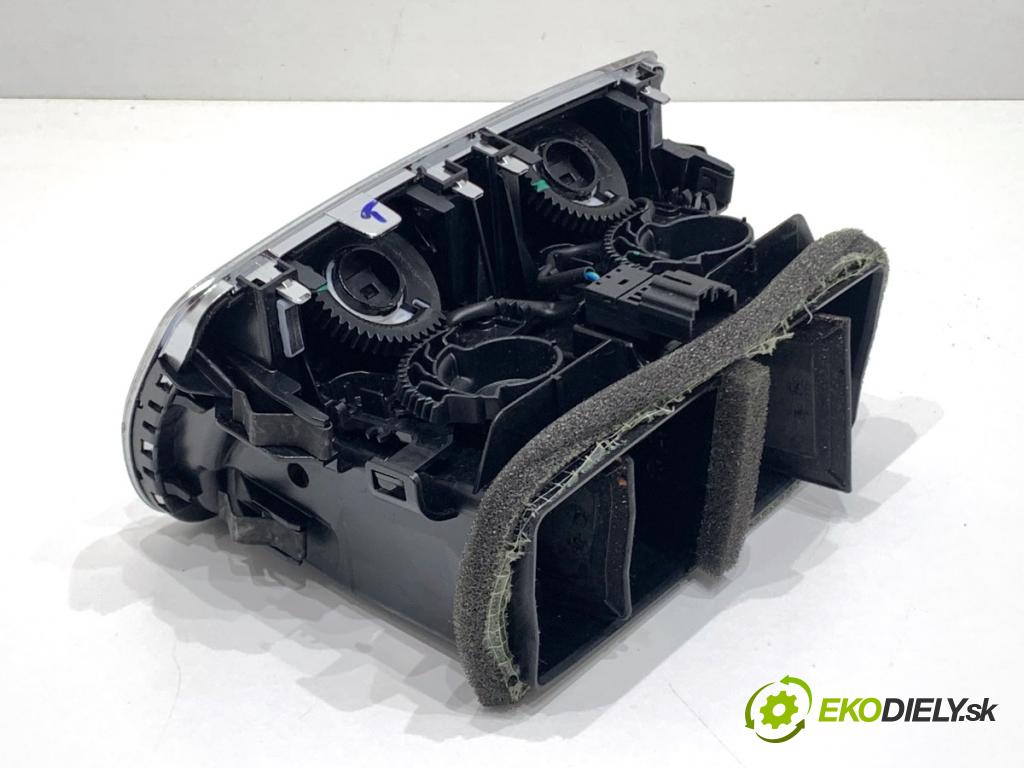 AUDI A6 C7 Kombi 2012 120 kW 2.0 TDI 1968 Mriežky kúrenia zad 4G0819203