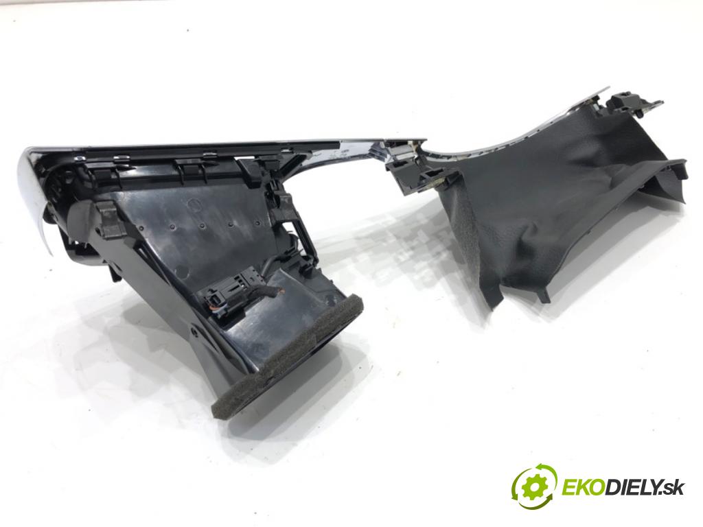 AUDI A6 C7 Kombi 2012 120 kW 2.0 TDI 1968 Mriežky kúrenia ľavy predný 4G1820901