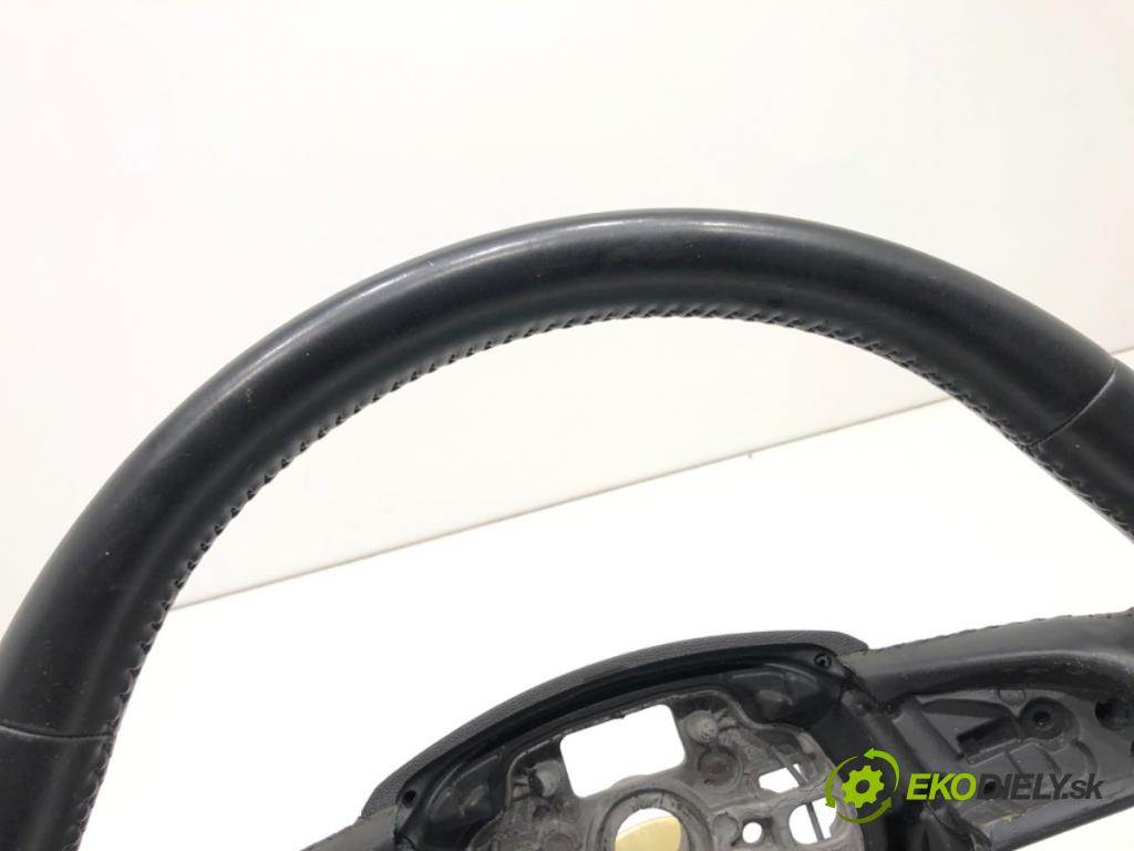 AUDI A6 C7 Kombi 2012 120 kW 2.0 TDI 1968 volant 6110346 (Volant)