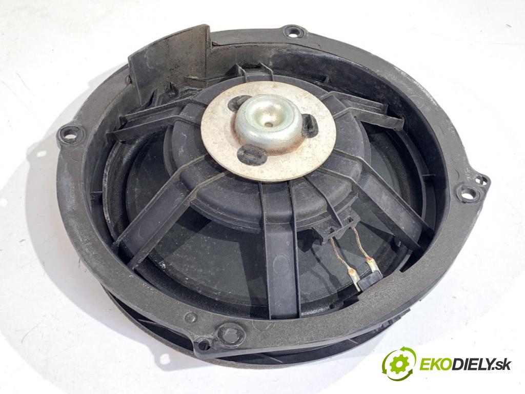 AUDI A6 C7 Kombi 2012 120 kW 2.0 TDI 1968 reproduktory 4G2035415 4G0035416