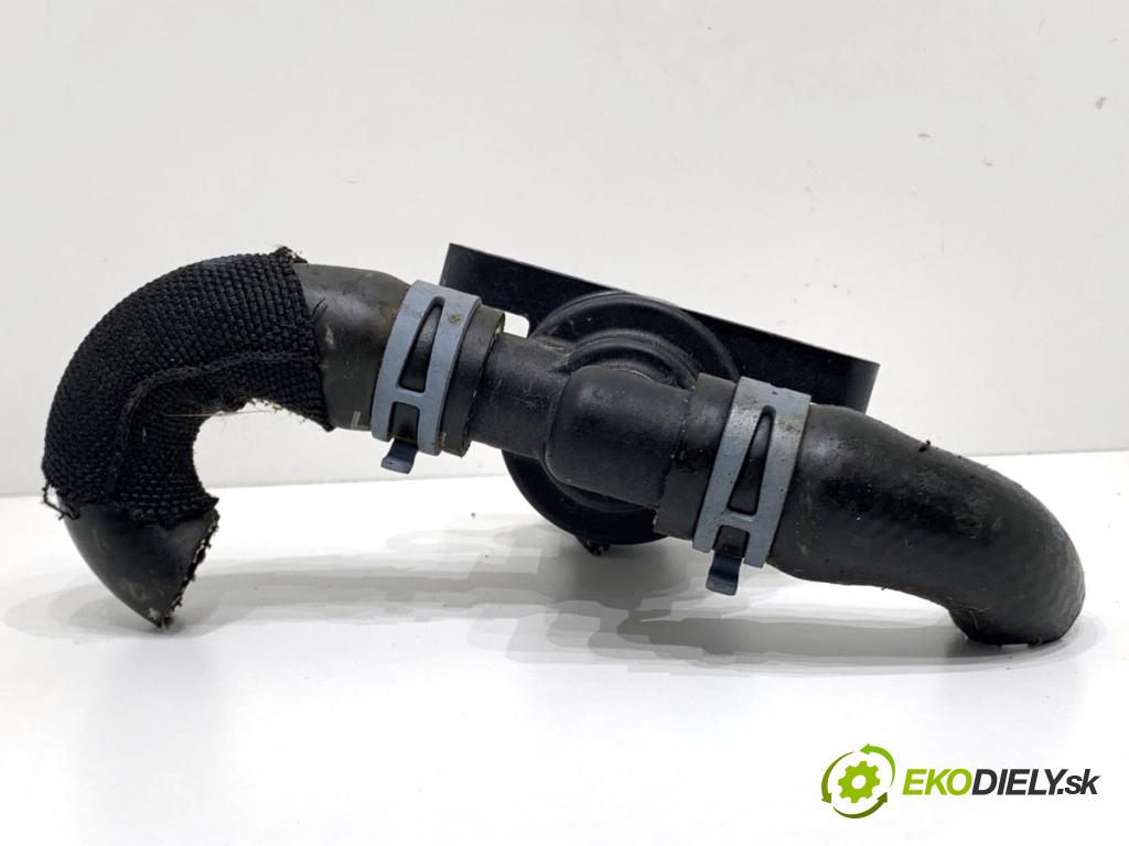 AUDI A6 C7 Kombi 2012 120 kW 2.0 TDI 1968 Magnetický ventil vody 4H0121671B (Elektrosúčasti ostatné)