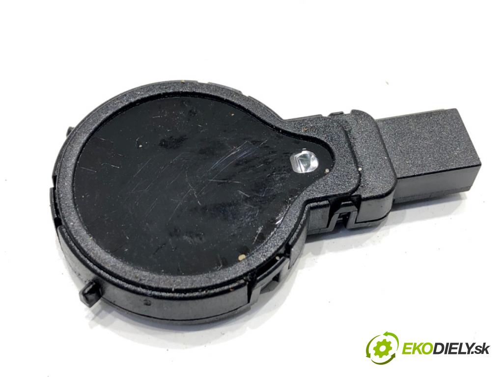 AUDI A6 C7 Kombi 2012 120 kW 2.0 TDI 1968 Snímač dažďa 8K0955559 (Snímač dažďa)