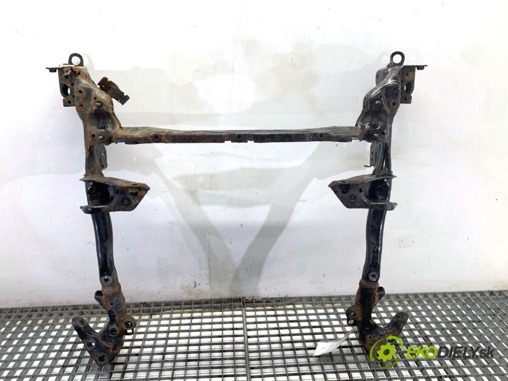 AUDI A6 C7 Kombi 2012 120 kW 2.0 TDI 1968 Výstuha pod Motor  (Výstuha predná)