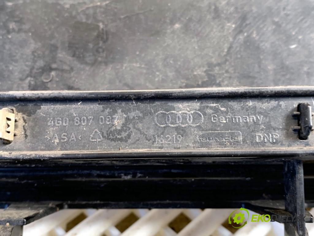 AUDI A6 C7 Kombi 2012 120 kW 2.0 TDI 1968 Mriežka maska 4G0807087 (Mriežka predná (maska chladiča))