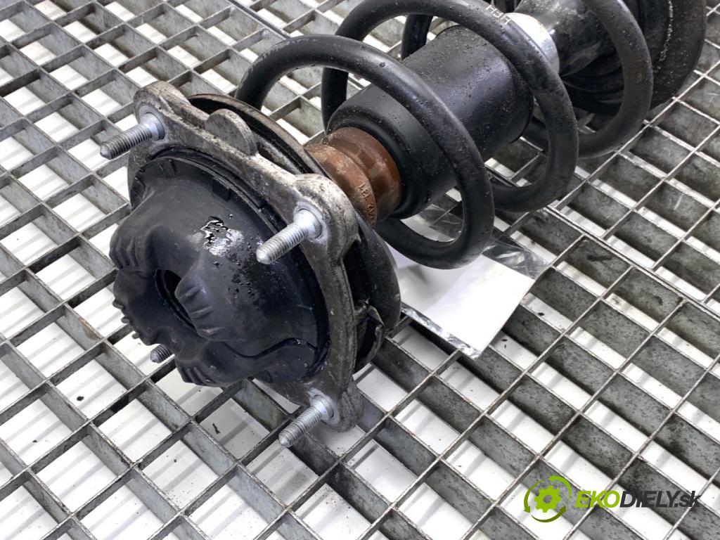 AUDI A6 C7 Kombi 2012 120 kW 2.0 TDI 1968 Tlmič pravy predný ZE