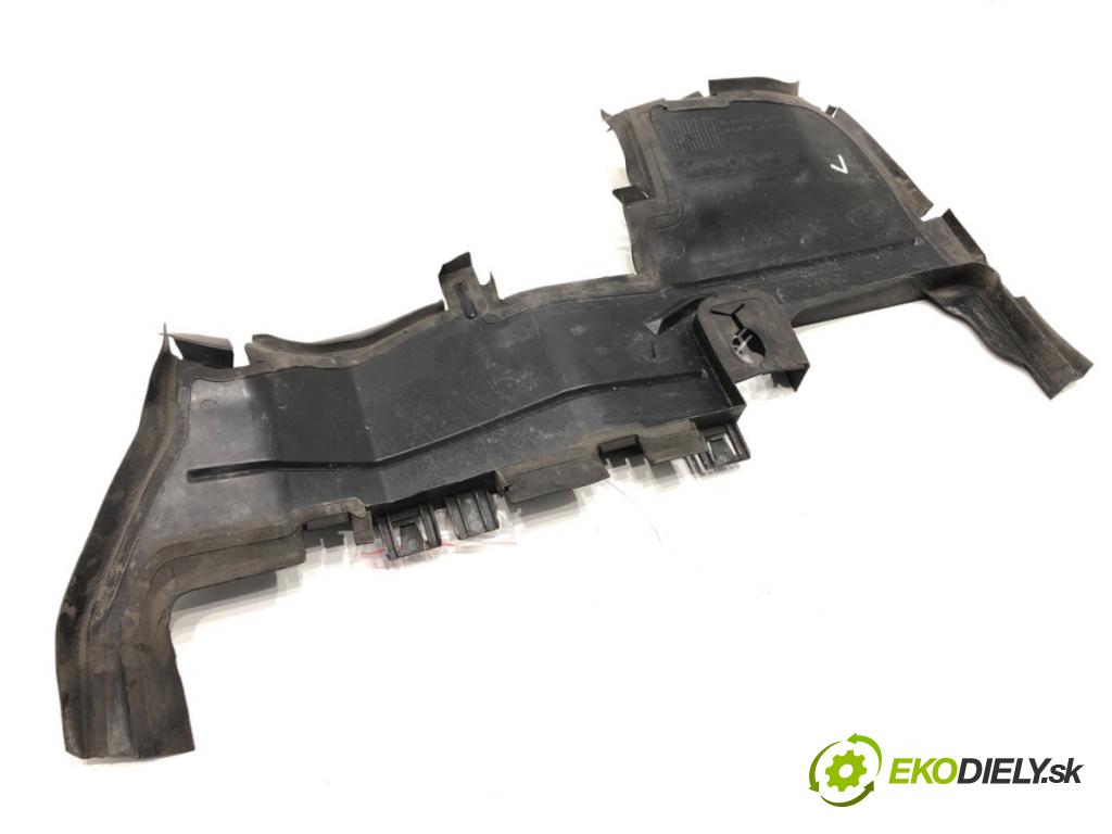 AUDI A6 C7 Kombi 2012 120 kW 2.0 TDI 1968 volant vzduchu 4G0121283